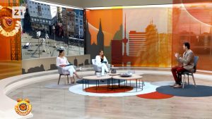 Studio televizije Z1 s voditeljem i gostom u razgovoru